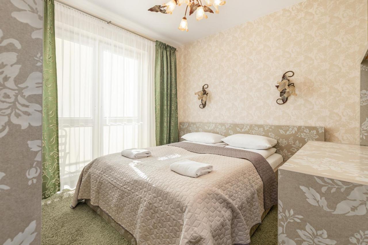 Osiedle Bocianie Gniazdo By Noclegi Renters Kolobrzeg Ngoại thất bức ảnh